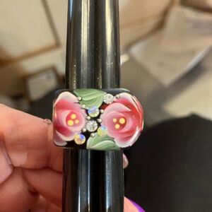 Ring vintage lucite painted rose flower crystal black sz 8